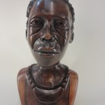 Afrikanerin - Holzbüste