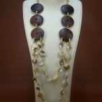 Halskette mit elfenbeinfarbe/braun